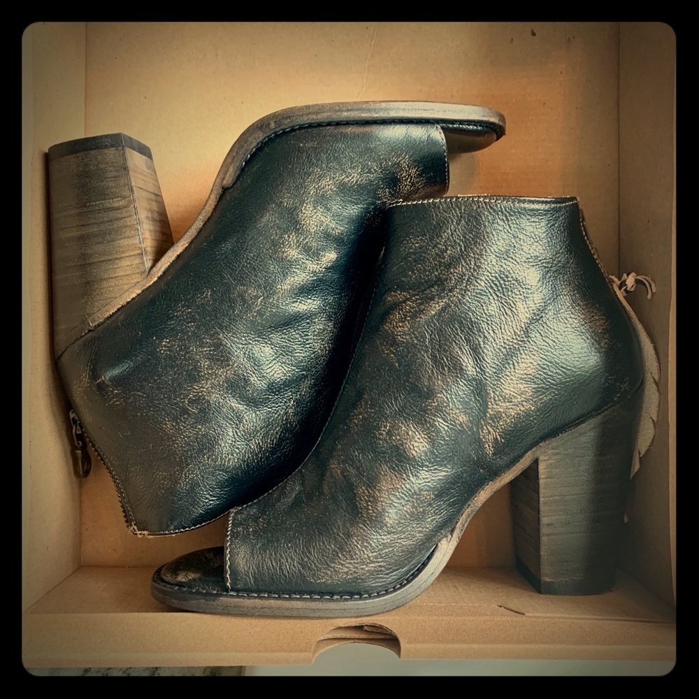 BedStu open toed booties